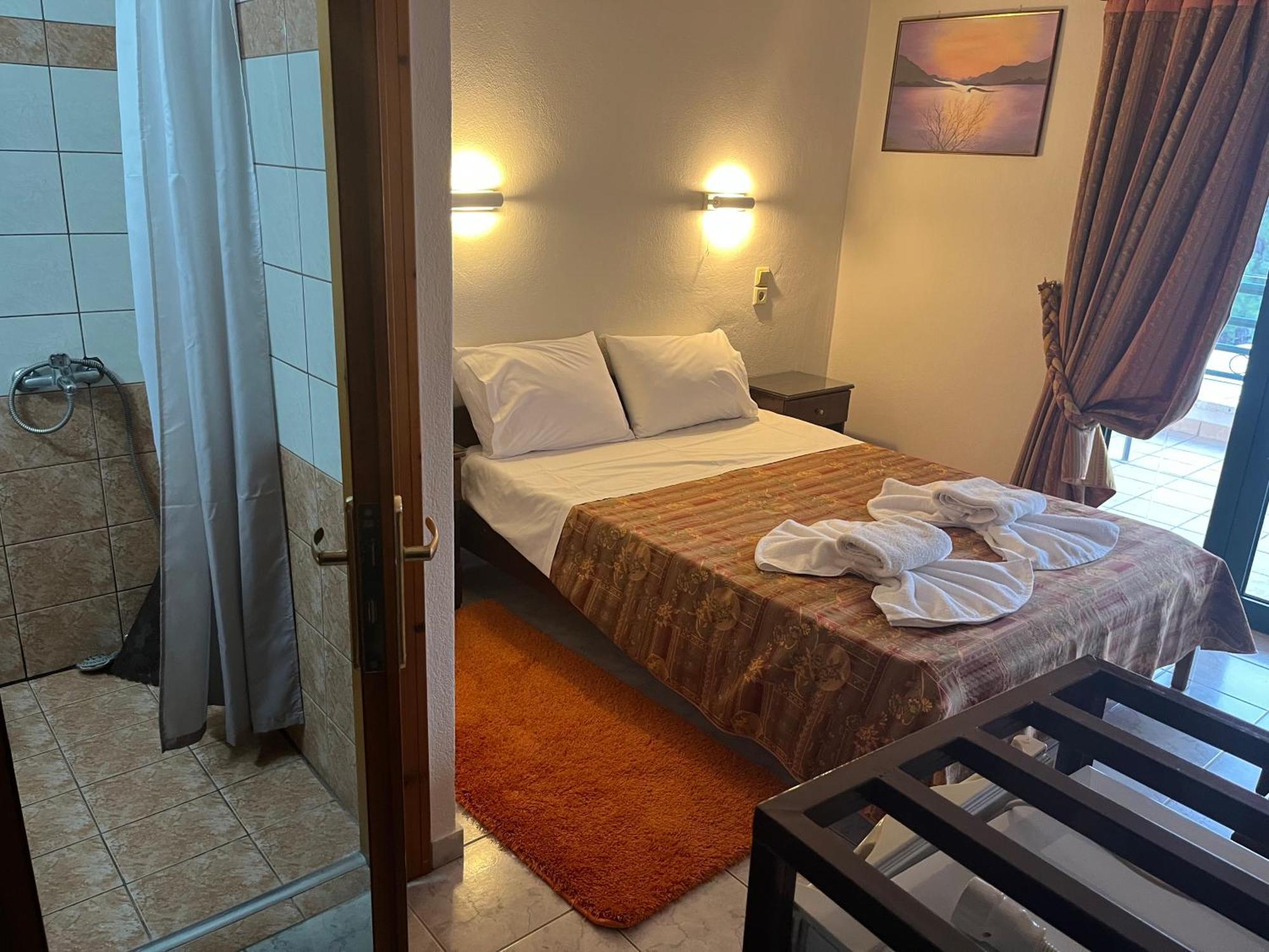 Apolis Hotel Mouzaki Extérieur photo